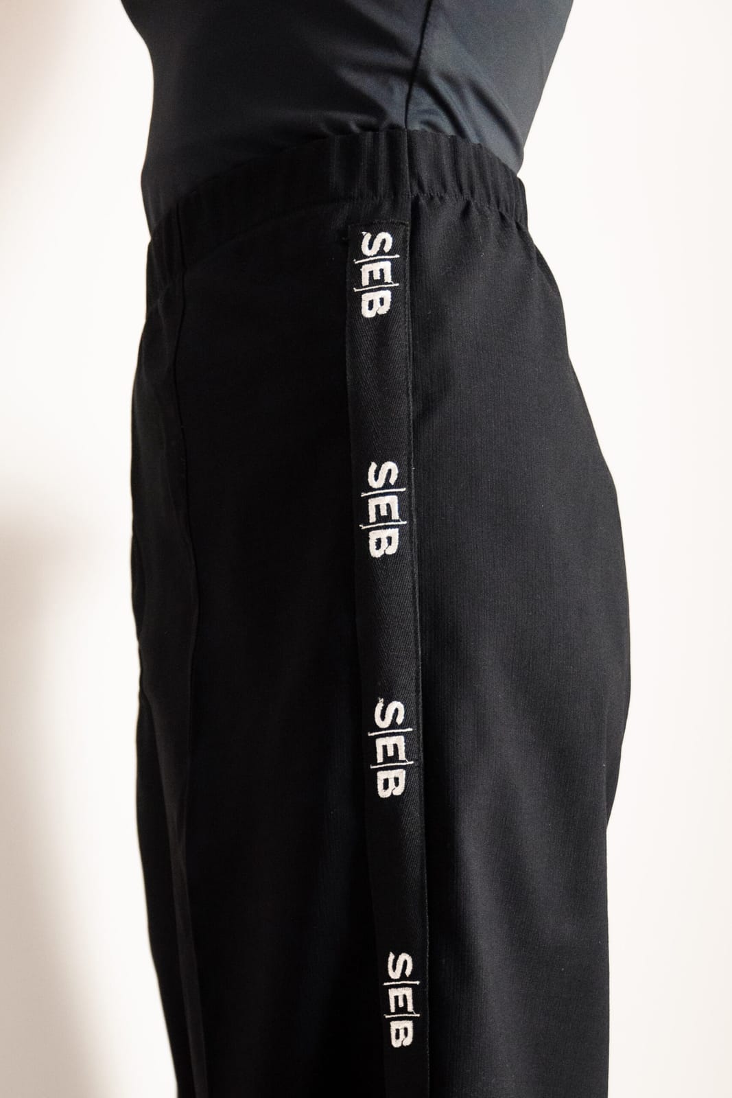 Black Pleated Pants SEB
